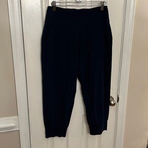 Lululemon Align Navy high rise cropped jogger size 8